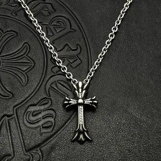 Chrome Hearts सिल्वर ब्लैक ऑर्नेट गोथिक क्रॉस फ्लियर-डे-लिस टर्मिनल्स नेकलेस