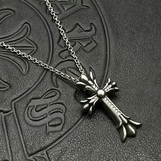 Chrome Hearts सिल्वर ब्लैक ऑर्नेट गोथिक क्रॉस फ्लियर-डे-लिस टर्मिनल्स नेकलेस 4
