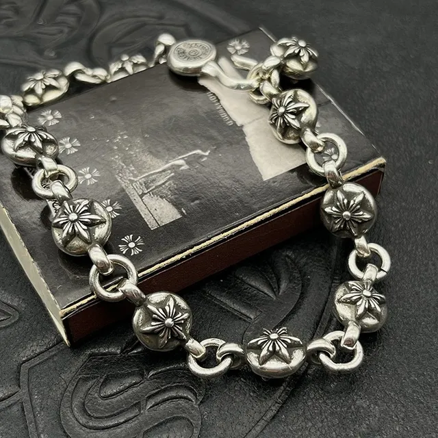 Chrome Hearts 银色花卉珠链扭扣手链 4