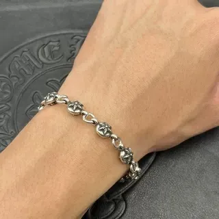 Chrome Hearts 银色花卉珠链扭扣手链 5