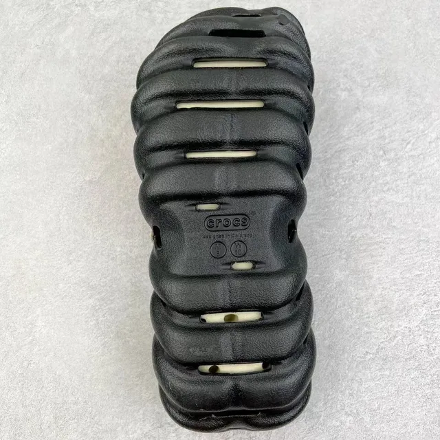 Crocs Negro Multicolor Construcción de Espuma Moldada Impresión de Hoja Camuflaje Zueco 2