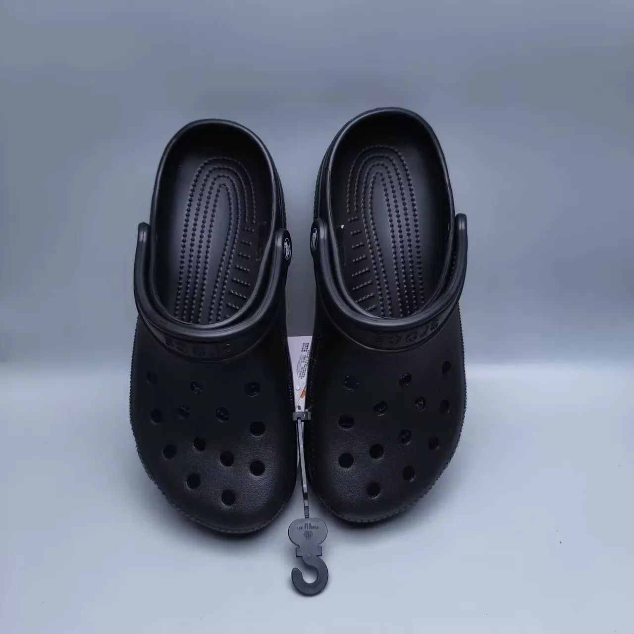 Crocs Classic Clog Noir Synthétique Moulé 5