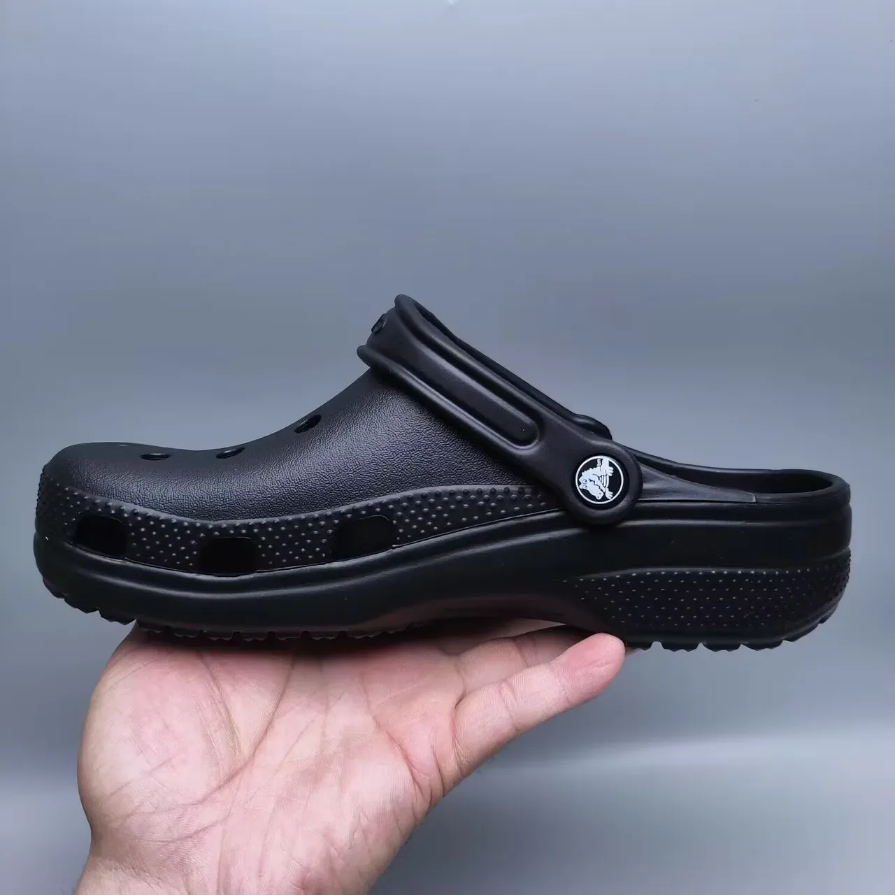 Crocs Classic Clog Noir Synthétique Moulé 7