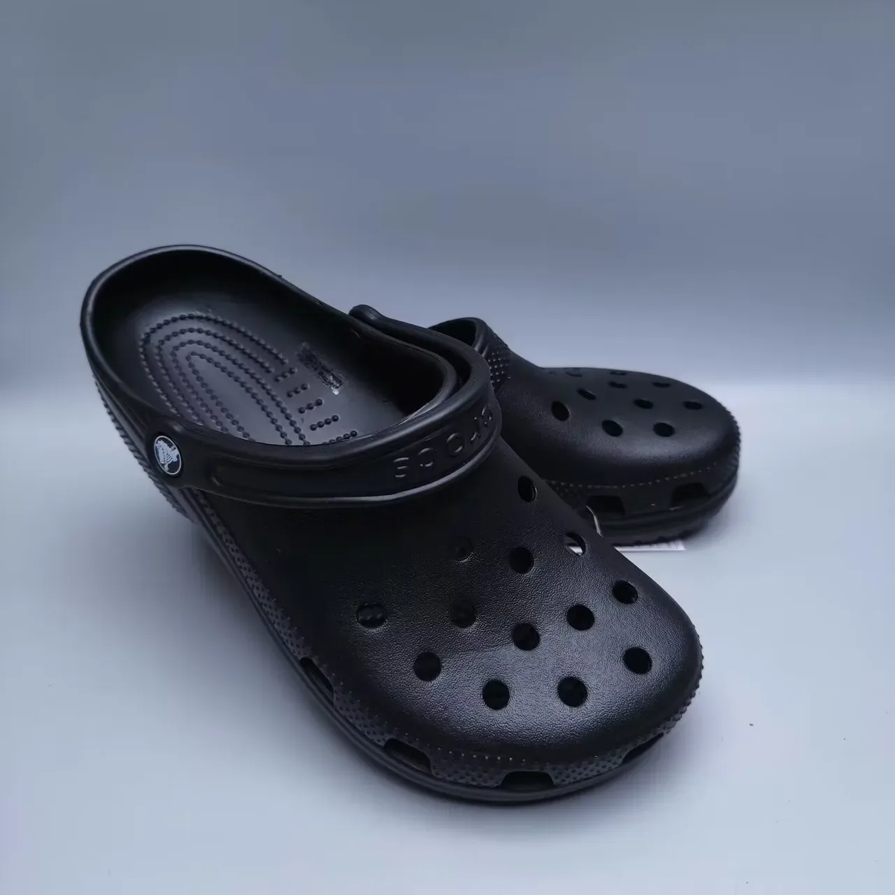 Crocs Classic Clog Noir Synthétique Moulé 8