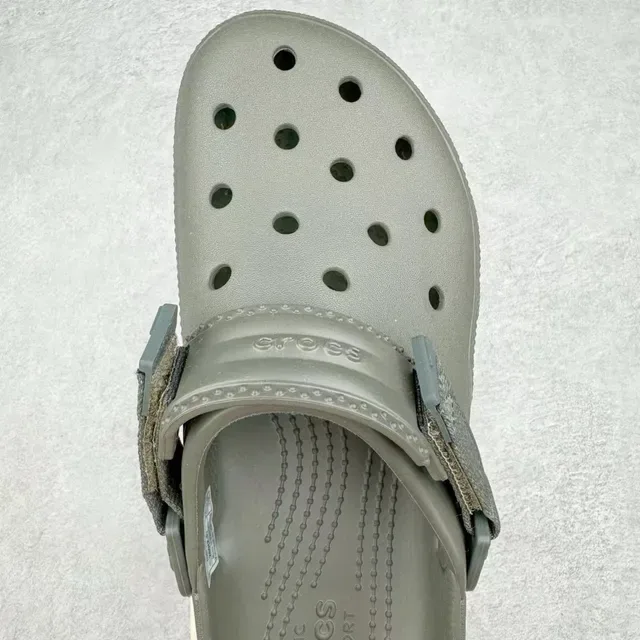 Crocs Echo Clog Verde Militar Beige Zuecos 7