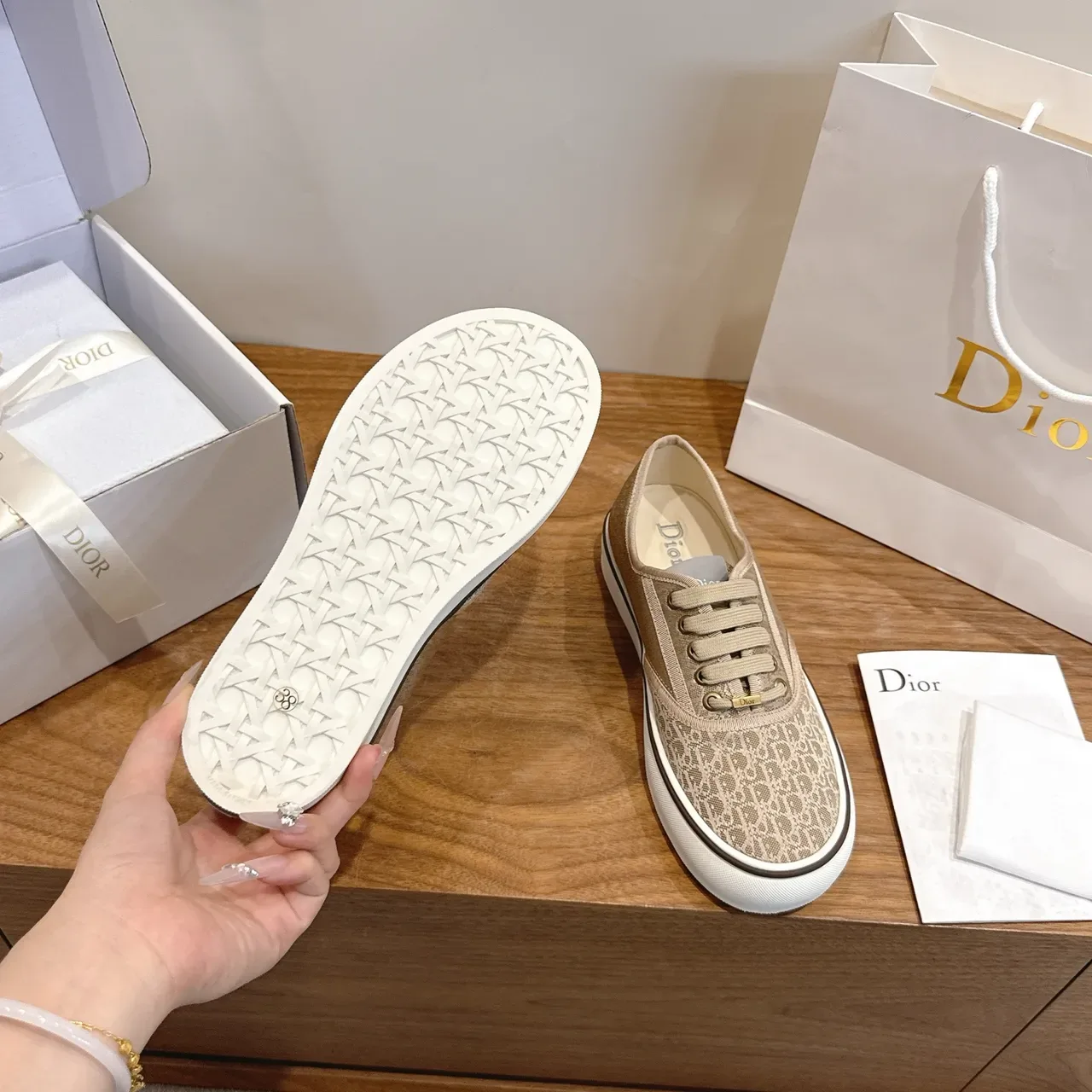 Dior B23 Beige Monogram Canvas Low-Top Lifestyle Zapatillas 2