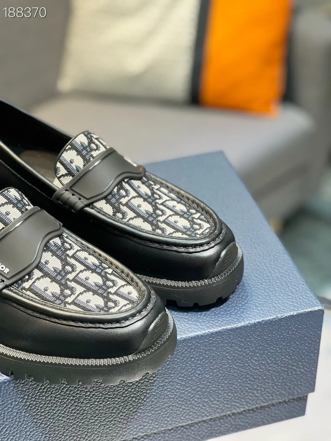 Dior B23 لوفر أسود مائل جاكارد لوفر 4