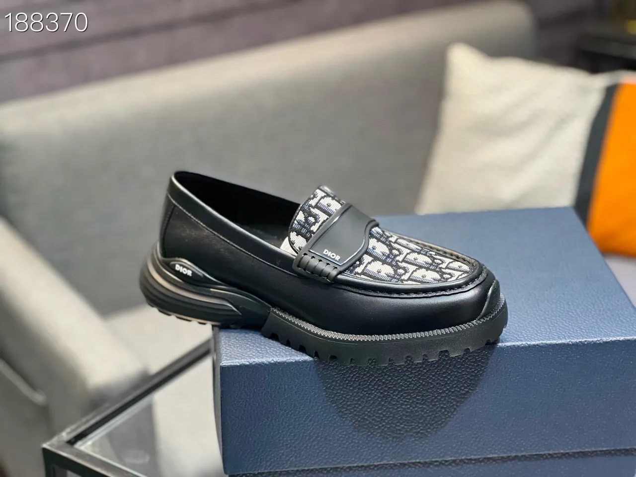 Dior B23 لوفر أسود مائل جاكارد لوفر 5