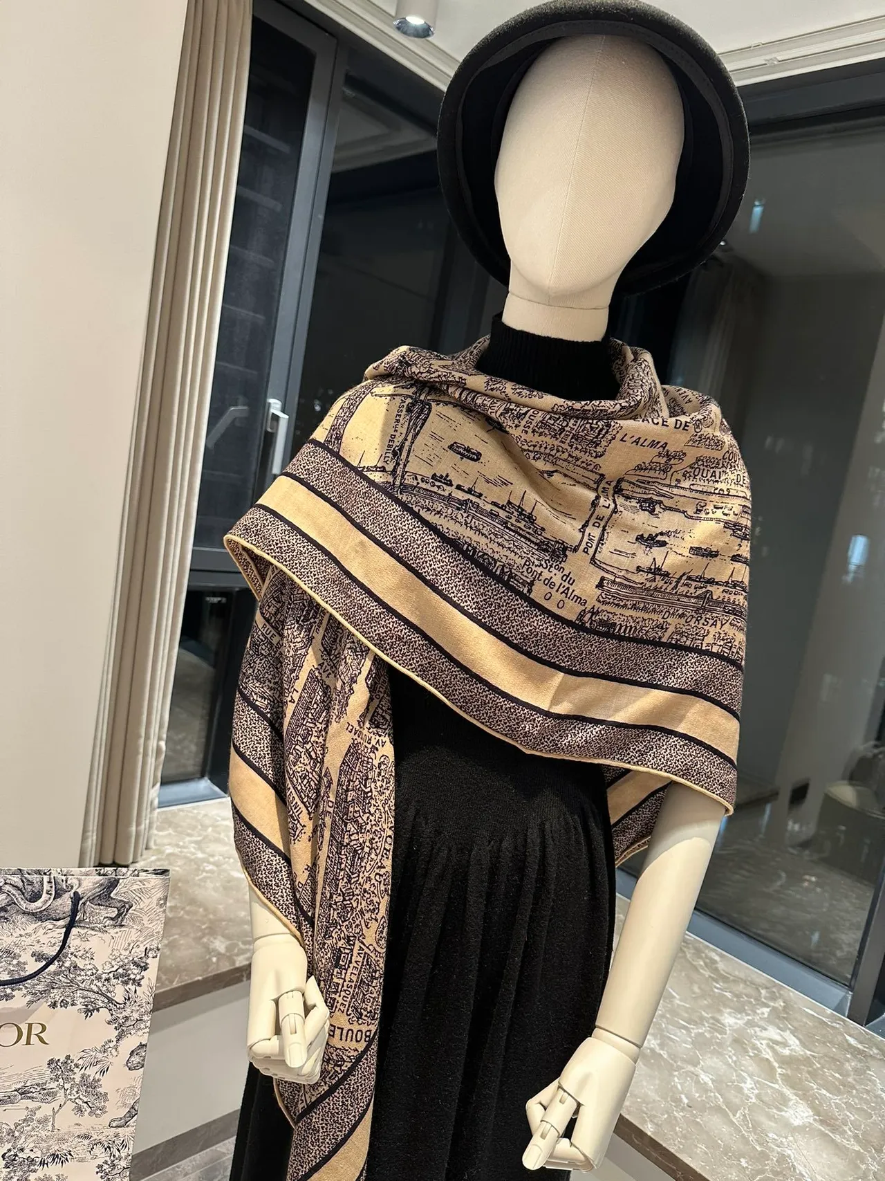 Dior काला बेजी बिना आस्तीन ऊँचा गला बुनाई ड्रेस 9