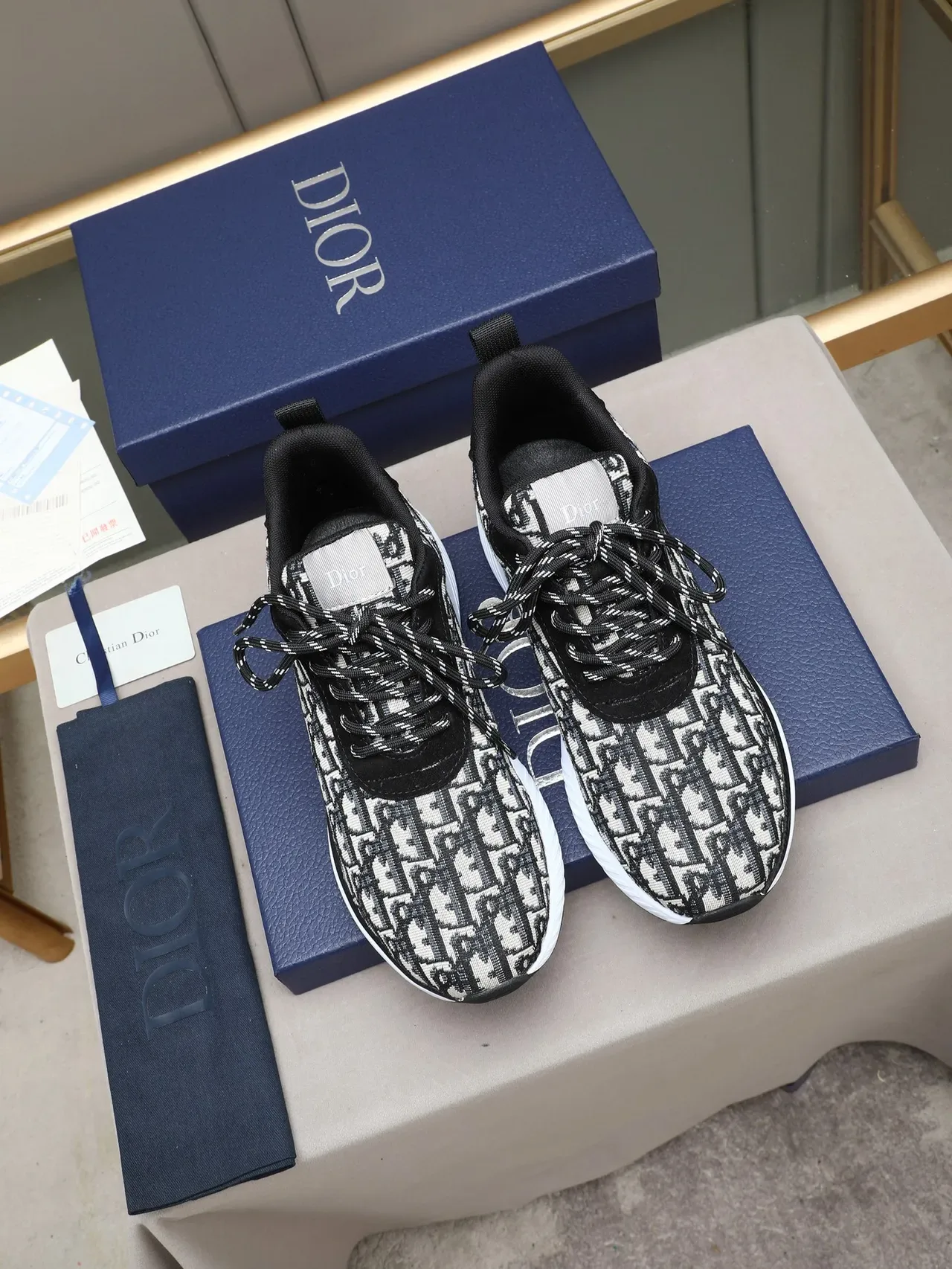 Dior Preto e Branco Monogram Jacquard Parte superior Midsol esculpida Tênis lifestyle 3