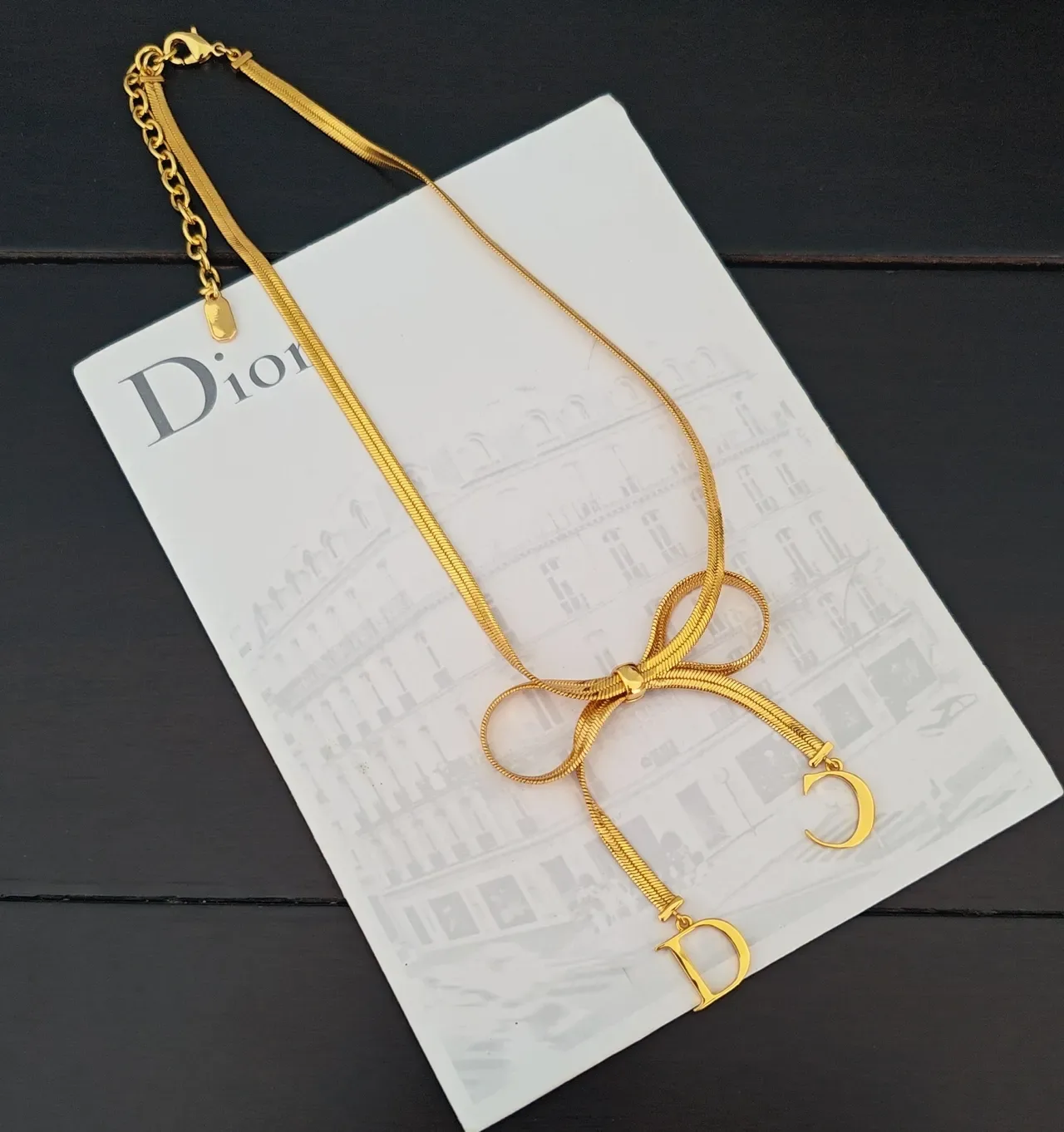 Collier Dior Chaîne de Serpent Nœud Papillon Or 2