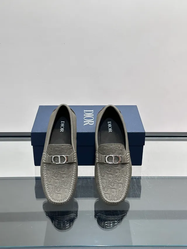 Dior Mocasin de cuero gris negro texturizado grabado monograma oblicuo 4