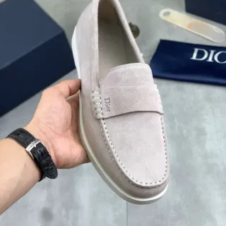 Dior mocassin beige blanc daim tige Moc-Toe couture mocassin