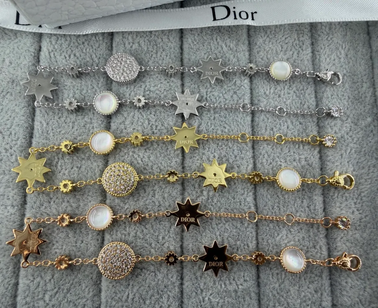 Dior Rose des Vents Estrella y Compás Pendientes Colgantes con Cristales Detallados 2