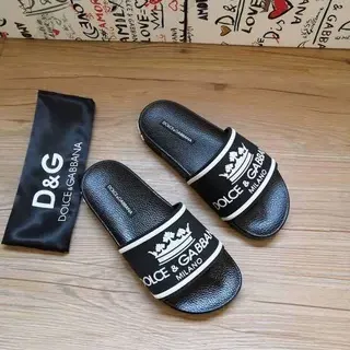 Dolce & Gabbana logo couronne chaussons noirs