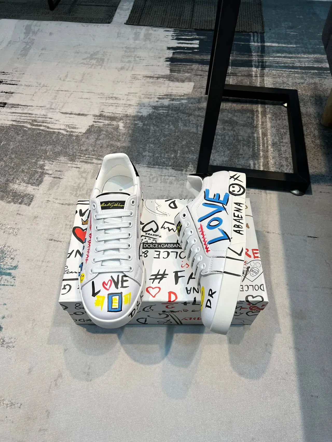 Dolce & Gabbana Graffiti-Print White Lifestyle Sneakers 4
