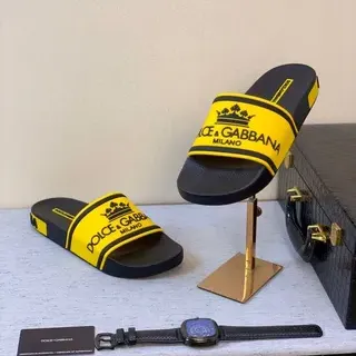 Dolce & Gabbana Portofino Noir Jaune logo audacieux sangle couronne emblème pantoufles