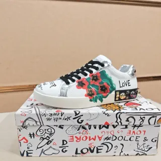 Dolce & Gabbana 白色多色手绘花卉图案涂鸦风格文字生活方式运动鞋