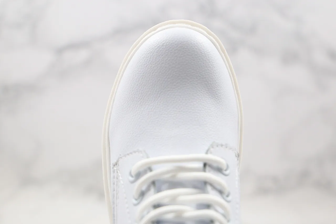Dr. Martens 1460 Bottes Martin Blanches en Cuir Synthétique Lisse avec 8 Œillets et Lacets 5