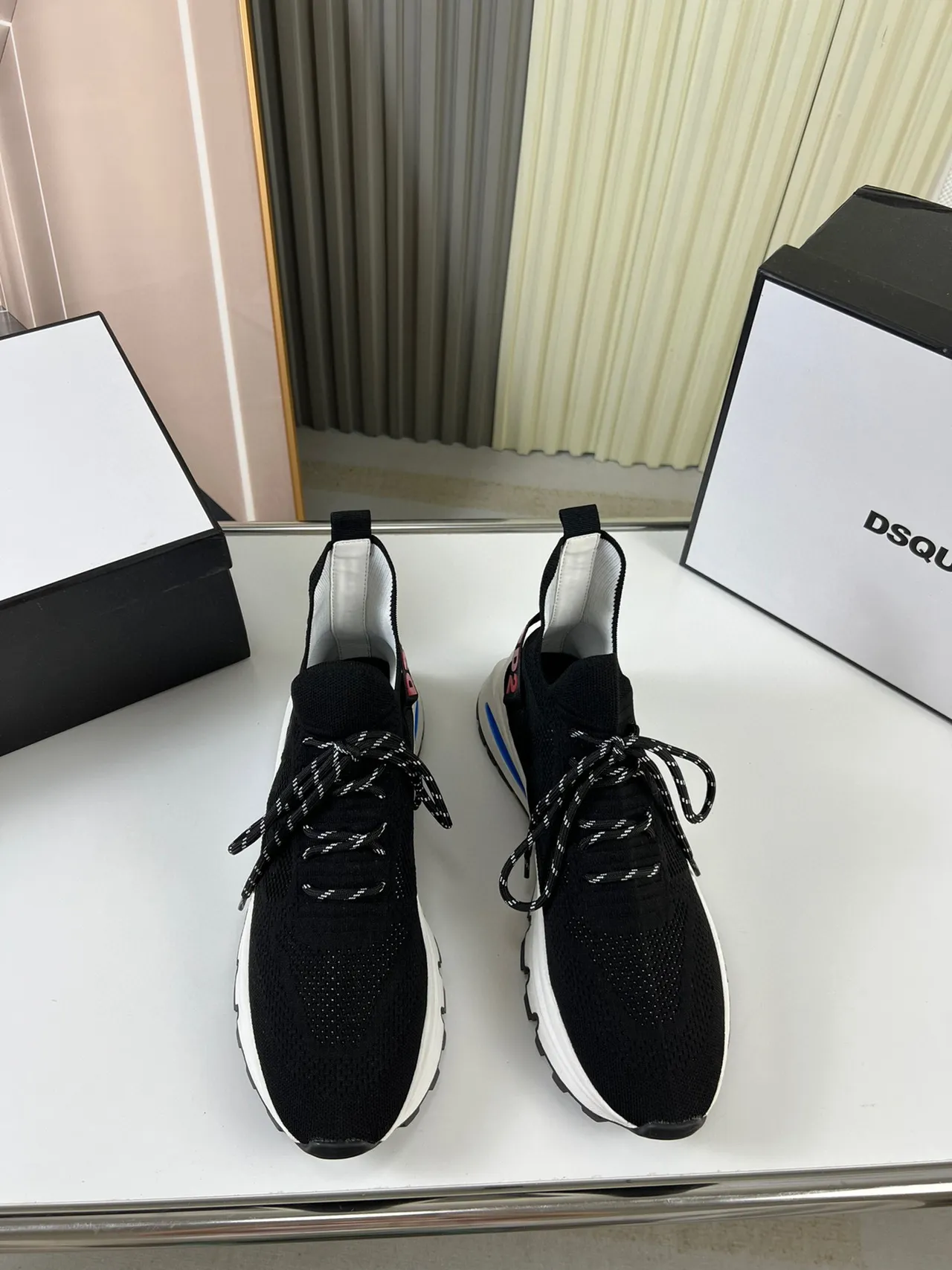 Dsquared2 ICON কালো নিট সক-ফিট জীবনযাত্রা স্নিকার 7