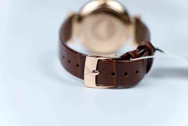 Emporio Armani Marrom Dourado Caso Redondo Dial de Cristal Pavé Centro Relógio de Quartzo 7