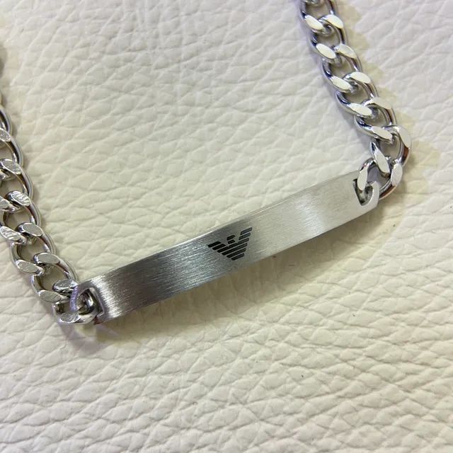 Emporio Armani ईगल लॉगो कर्ब चेन ID ब्रेसलेट 4