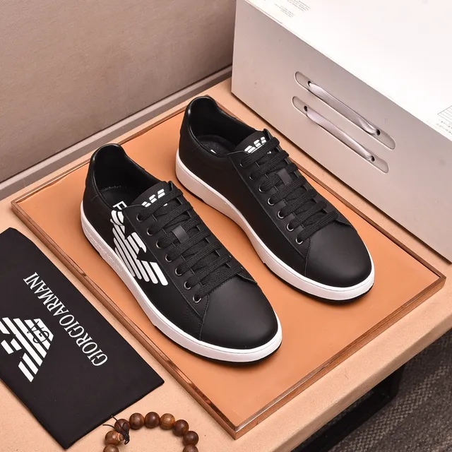 Emporio Armani Logo Sneaker काली और सफेद लाइफस्टाइल स्नीकर 9