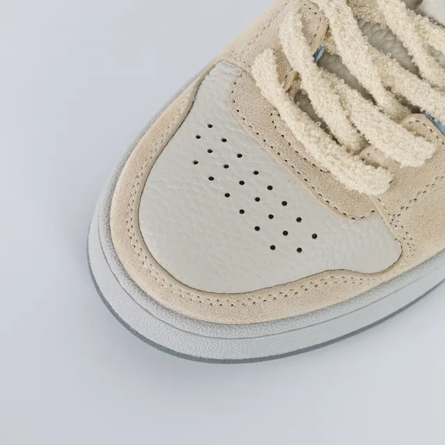 芬迪米色蓝色分层麂皮和皮革鞋面超大FF Logo Panel Lifestyle Sneakers 5
