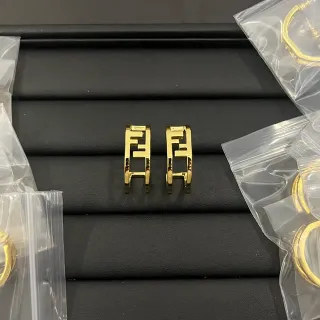 Fendi FF Logo 金色几何铰链圈耳环