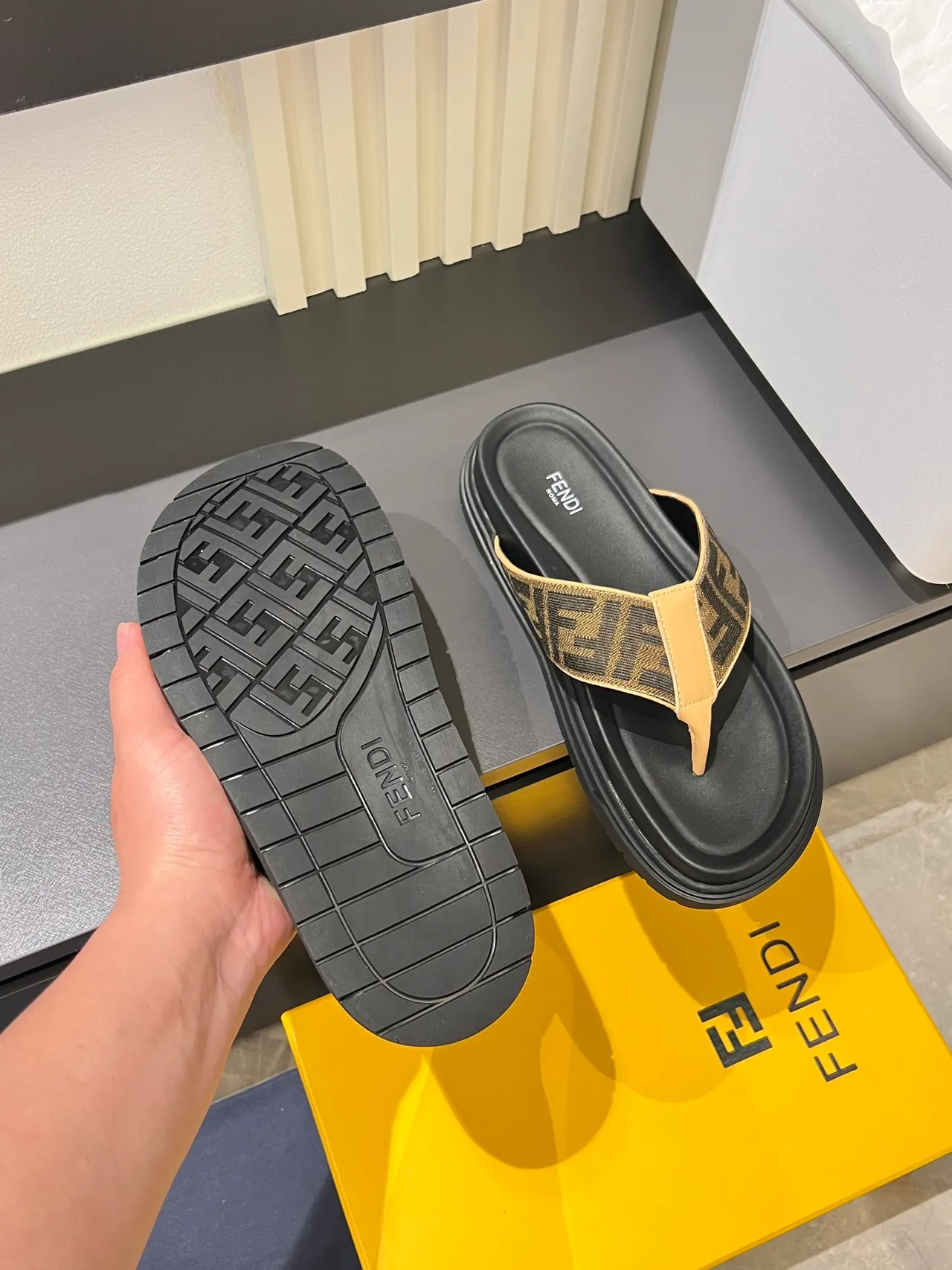 Fendi FF Logo Thong Black Beige Platform Sole Monogram Jacquard Strap Slippers 2