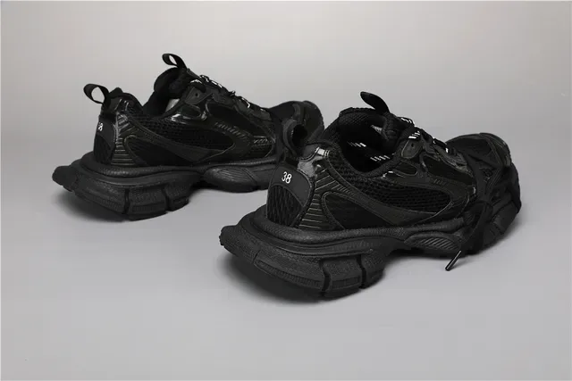All Black Chunky Runner Sneakers 3