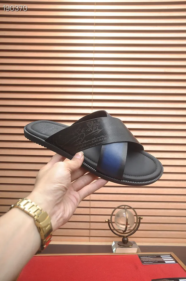 Berluti Slide Noir Bleu Bretelles Croisées Accent Iridescent Sandales 5