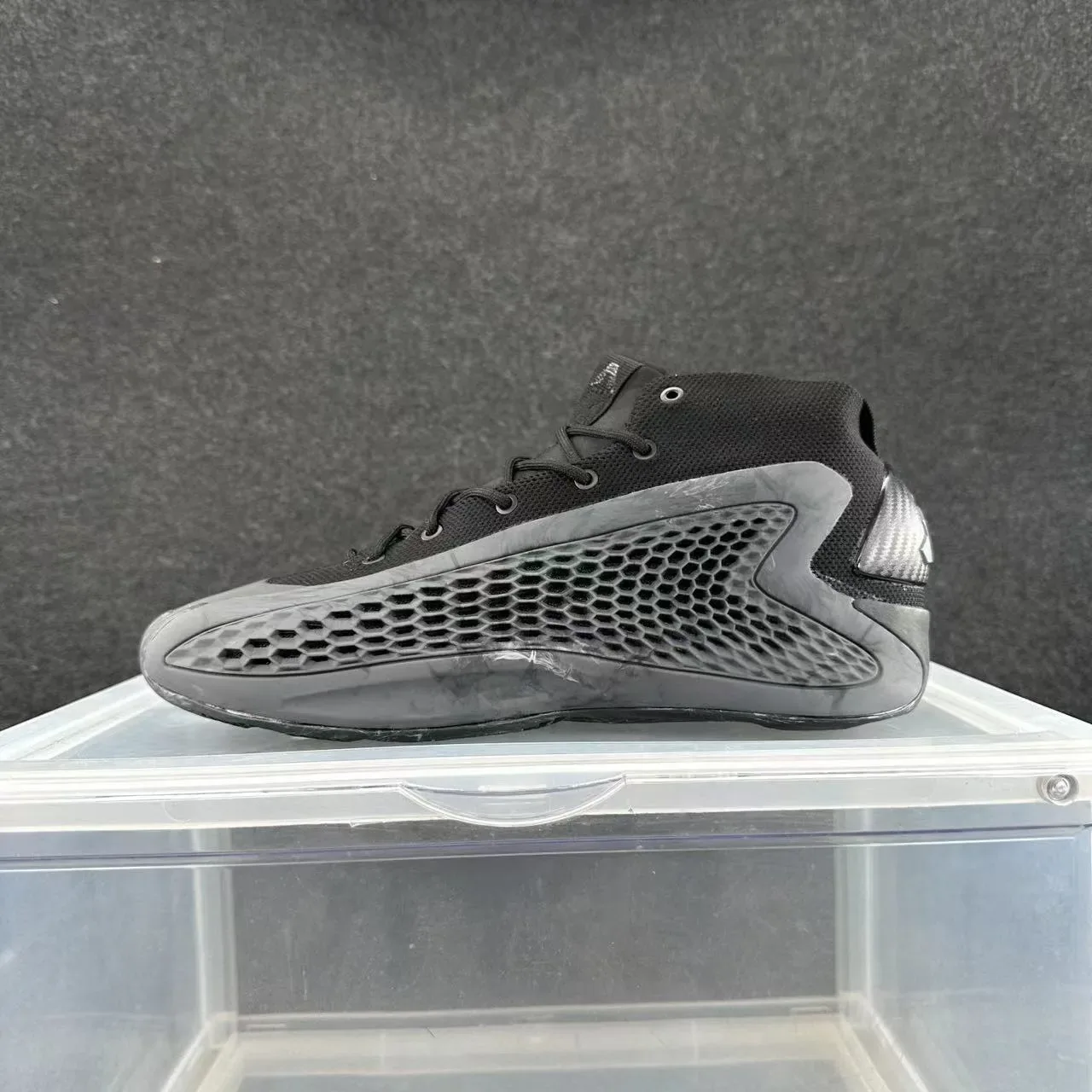 Black Gray High-Top Silhouette Mesh Upper Sneakers 2