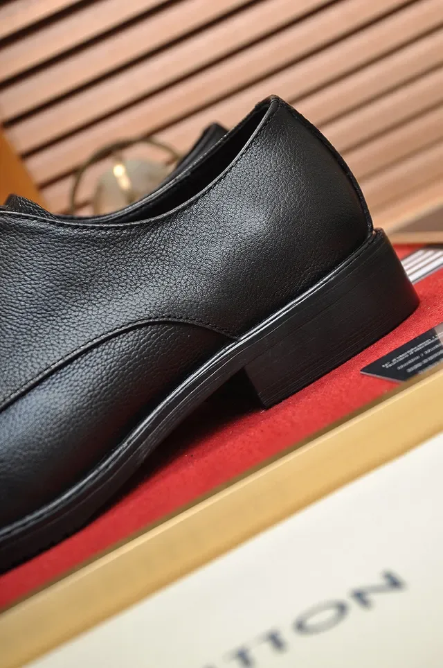 Black Pebbled Leather Cap Toe Oxford Shoes 2