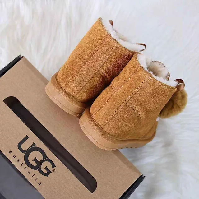Black Pink Moccasin-Stitched Fur Pom-Pom Snow Boots 7