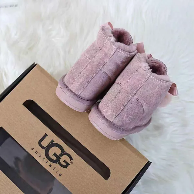 Black Pink Moccasin-Stitched Fur Pom-Pom Snow Boots 20
