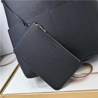 黑色结构仿皮革纹理U形上切口托特包 14