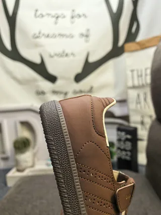 Brown Beige Leather-Like Upper Cream Lining Mary Jane Shoes 3