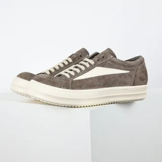 Zapatillas con parte superior de ante marrón beige y panel lateral off-white
