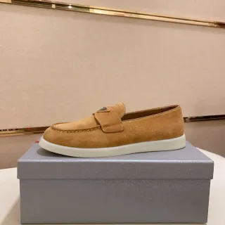 حذاء لافر بني أبيض من المويد مع حزام بني