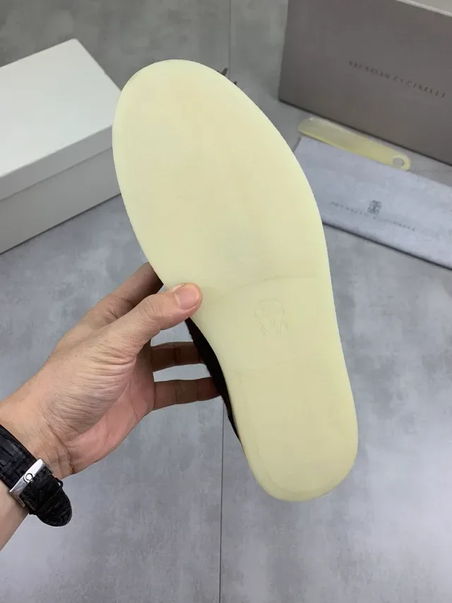 Brunello Cucinelli Bourgogne velours côtelé et daim lifestyle sneaker 2