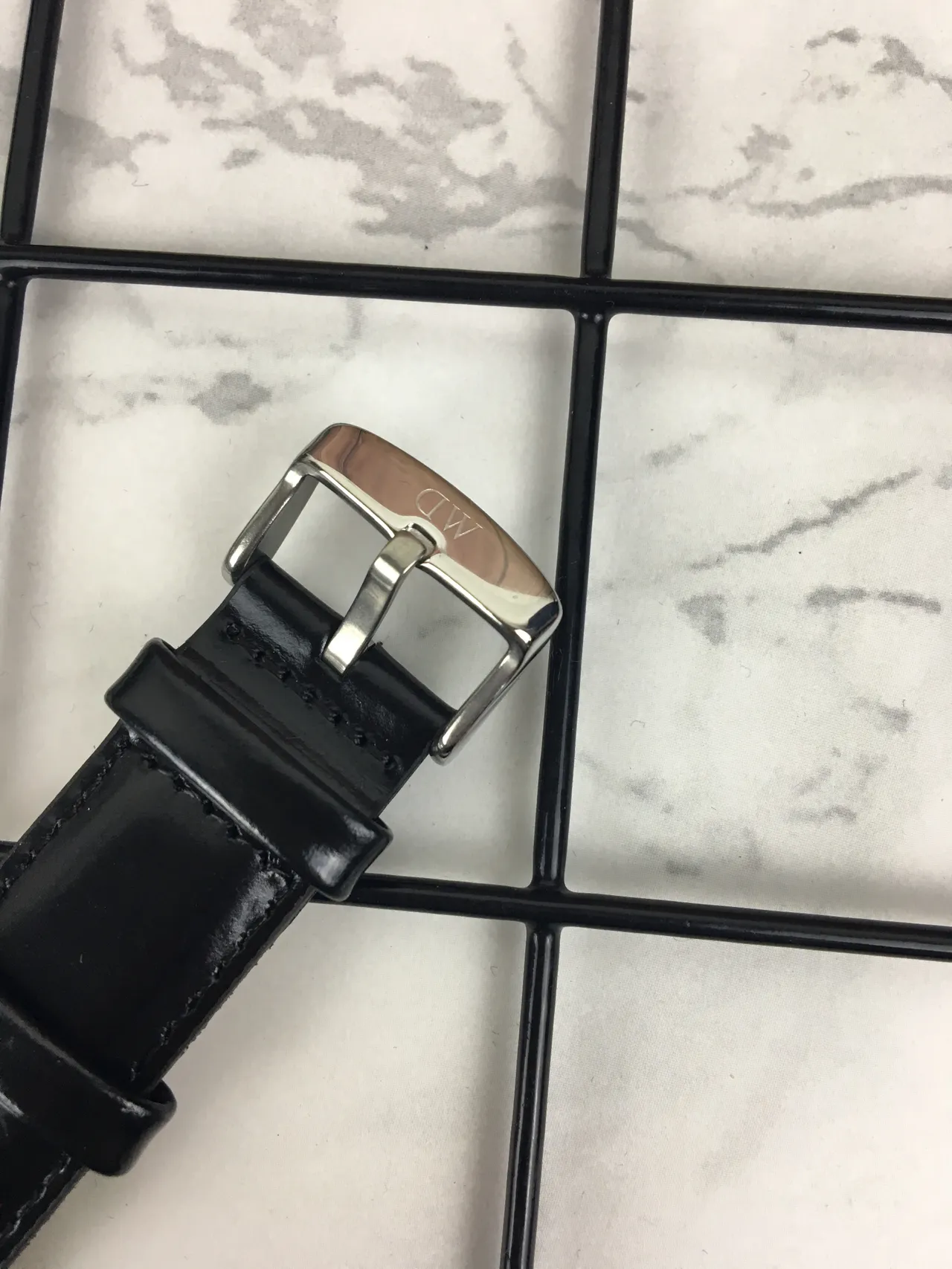 Daniel Wellington Icon नीली Sunburst Quartz घड़ी 2