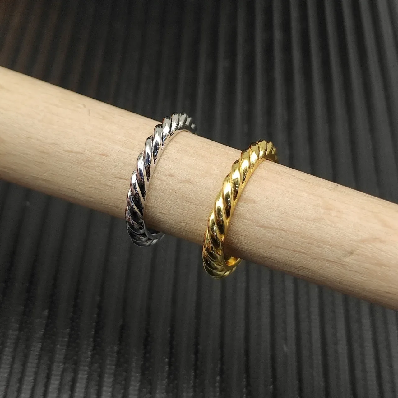 David Yurman Cable Collection 银金色 扭结 可堆叠戒指 3