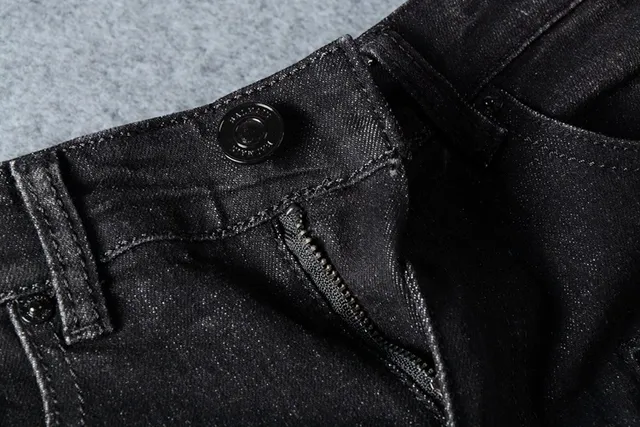 Distressed Black Cargo-Pocket Slim-Fit Jeans 5