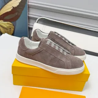 DOUCAL'S حذاء رياضي أسلوب حياة slip-on من السويد