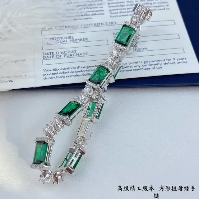 Emerald Green Rectangular Stone Link Bracelet 2