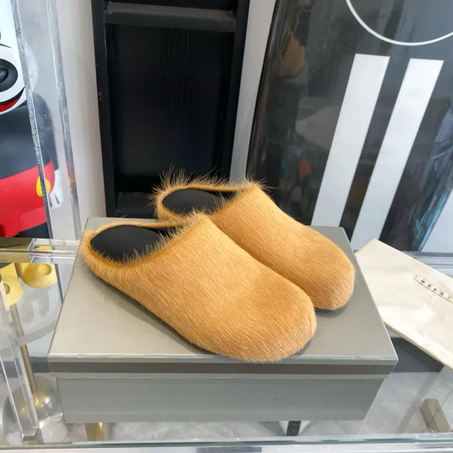 Furry Tan Open-Back Slipper-Style Casual Shoes 9