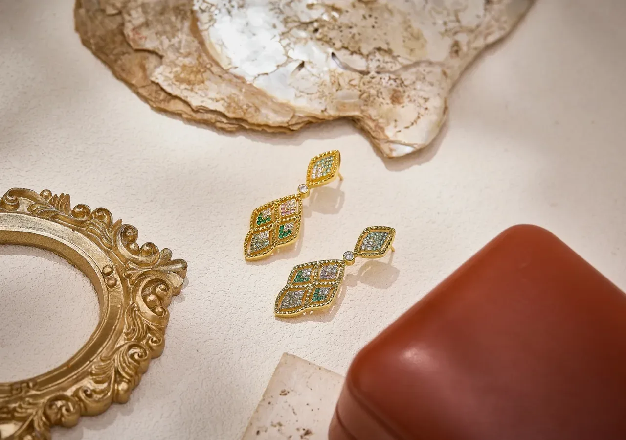 Geometric Lattice Pavé-Set Gemstone Dangling Earrings 2