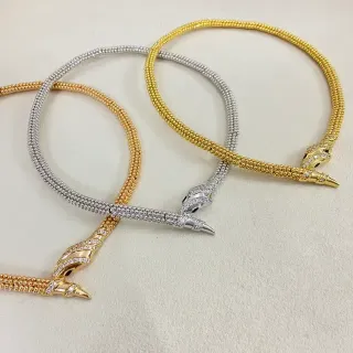 Colliers de Chaîne de Perles avec Pendentif Tête de Serpent en Or et Argent