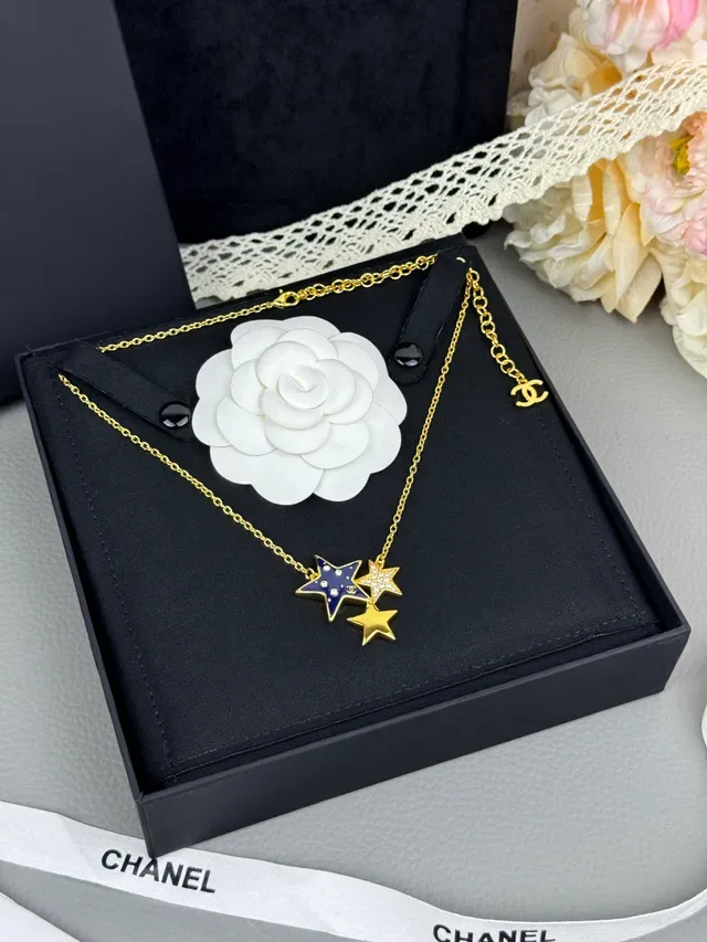 Gold Navy Chain Three-Star Pendant Cluster Necklace 9